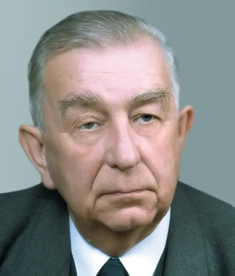 Мельников Николай Николаевич (1938–2018) – известный учёный в области горного дела, д-р техн. наук, профессор, академик РАН